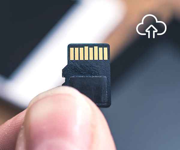 Swann AllSecure4K 8-Channel Wireless Security System with Three 4K UHD Cameras