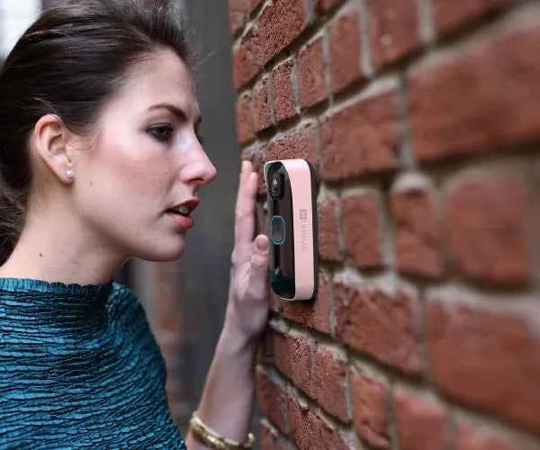 SwannBuddy4K Smart 4K UHD Wireless Video Doorbell with SwannShield AI Voice Assistant