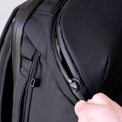 Premium CORDURA Faraday Signal Blocking Backpack for Discreet Tech Security