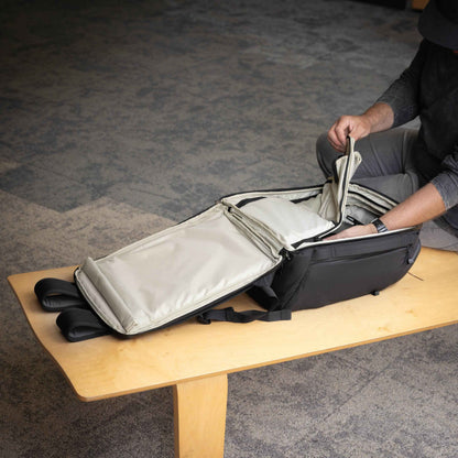 Premium CORDURA Faraday Signal Blocking Backpack for Discreet Tech Security